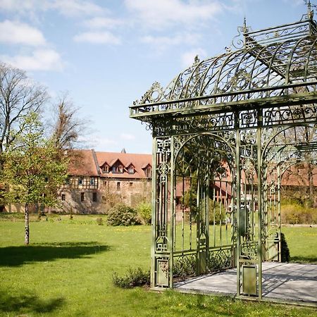 Schlosshotel Weyberhöfe Hösbach Exterior foto